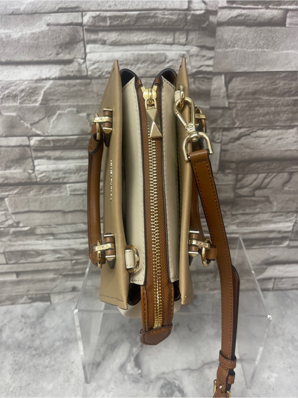 Michael Kors Marilyn Small Colorblock Satchel & Matching Card Case Camel - Picture 10 of 14